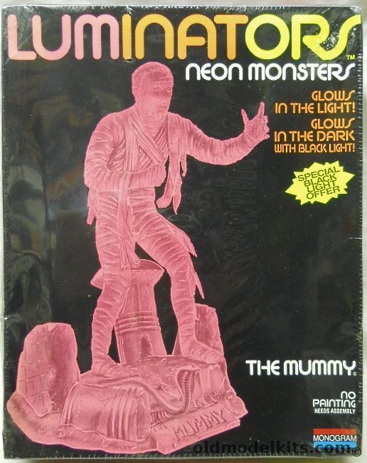 Monogram 1/8 The Mummy Luminators Glow In The Dark - (ex Aurora), 1622 plastic model kit